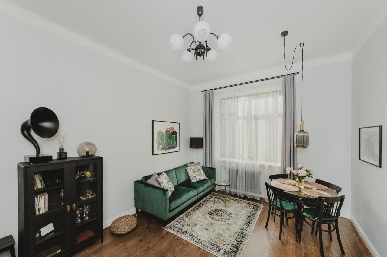 Cozy Apartment Near Zalgirio Arena By Urban Rent Kaunas Ngoại thất bức ảnh