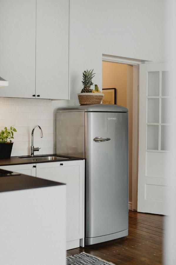 Cozy Apartment Near Zalgirio Arena By Urban Rent Kaunas Ngoại thất bức ảnh